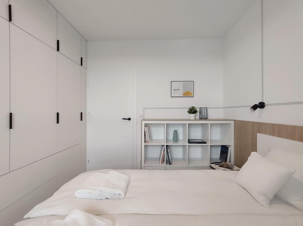 Elegant 3City Apartment With Parking In Gdansk By Noclegi Renters Exteriör bild